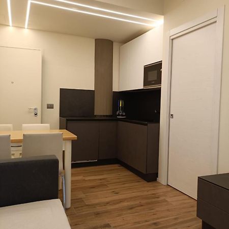 רוסולינה מארה Riviera Apartments Near The Beach + Parking מראה חיצוני תמונה